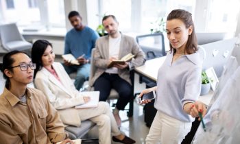 Formation en ressources humaines : métiers, parcours et débouchés d&rsquo;un secteur en pleine mutation